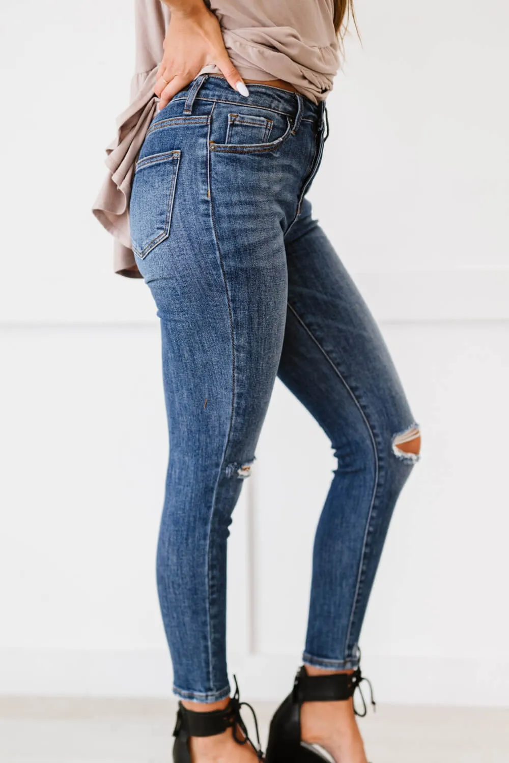 Amber Full Size Run High-Waisted Distressed Skinny Jeans