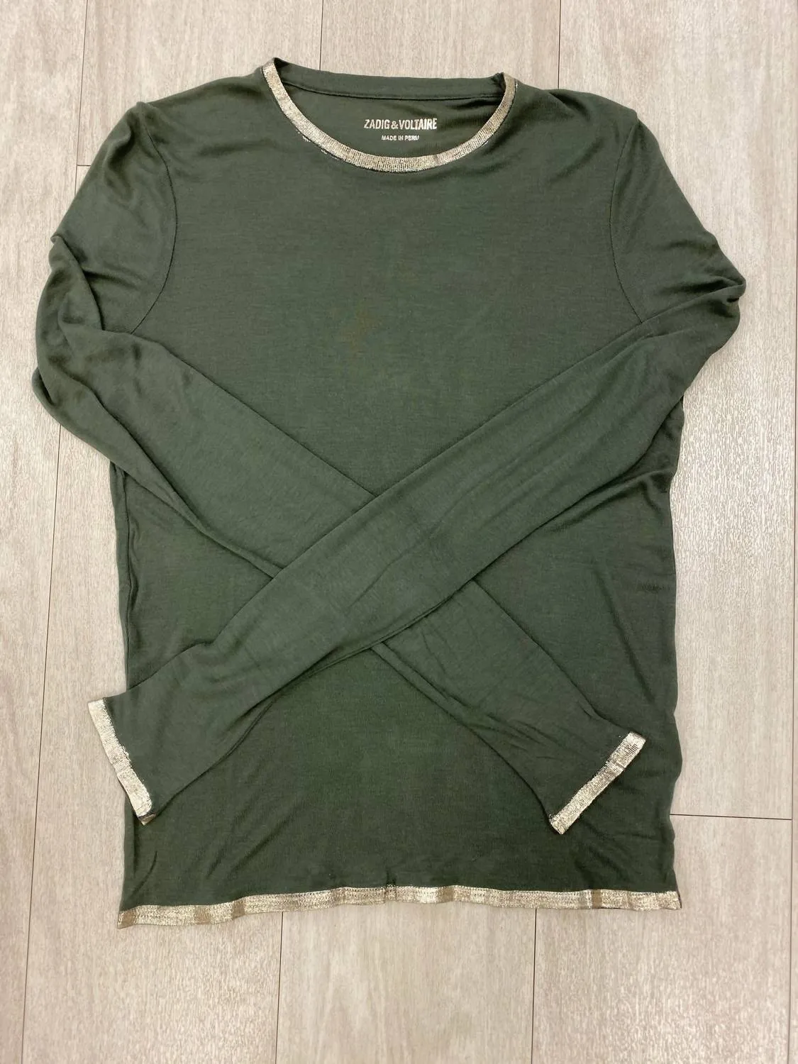 "FOILS" Willy Gold Top