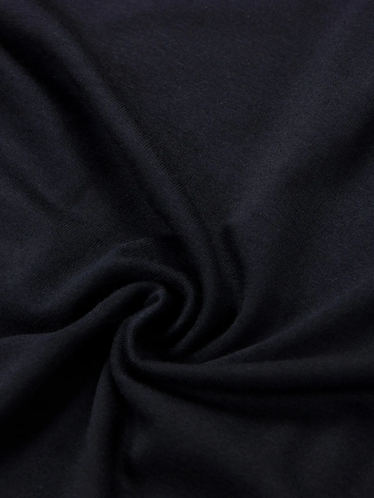 Wholesale Black Round Neck Long Sleeve Plain Curved Hem Dresses